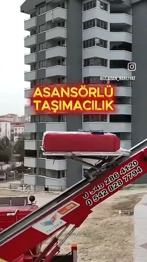 Şehirlerarası nakliyat öncesi yüksek kattan dış cephe asansörüyle eşya indirme