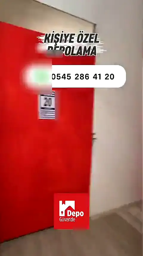 Ofis taşıma sırasında arşiv ve dosyaların geçici olarak saklandığı depo koridoru